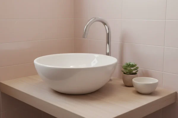Smooth Styling: 2026 Home Decor Waxing Prep